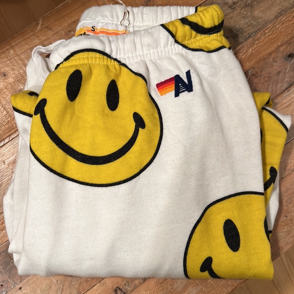 Aviator Nation - Smiley white sweats. Size small. - Picture 2 of 3